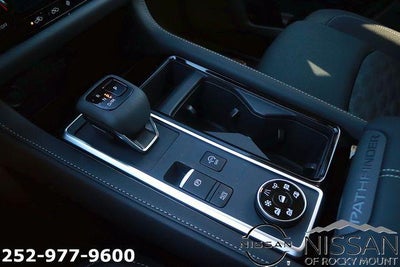 2026 Nissan Pathfinder SV 4WD