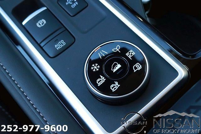 2026 Nissan Pathfinder SV 4WD