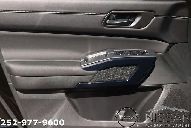 2026 Nissan Pathfinder SV 4WD