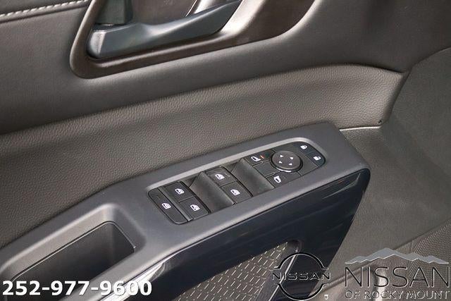 2026 Nissan Pathfinder SV 4WD