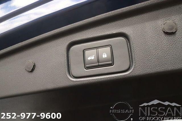 2026 Nissan Pathfinder SV 4WD