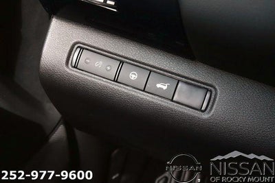 2026 Nissan Pathfinder SV 4WD