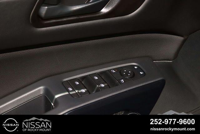 2026 Nissan Pathfinder SV 4WD
