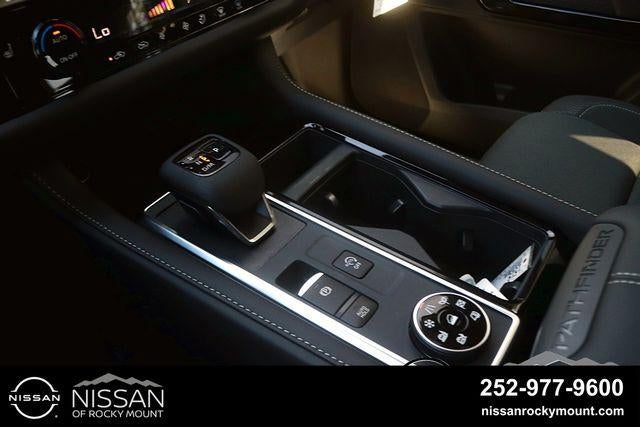 2026 Nissan Pathfinder SV 4WD