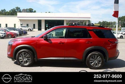 2026 Nissan Pathfinder SV 4WD