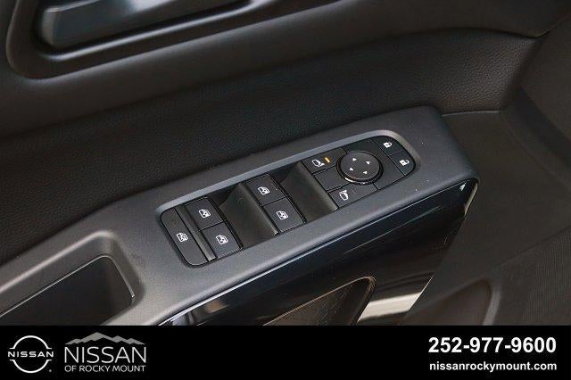 2026 Nissan Pathfinder SV 2WD