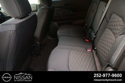 2026 Nissan Pathfinder SV 2WD