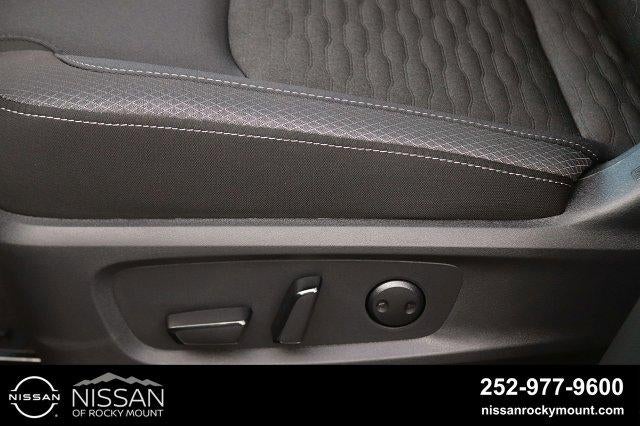 2026 Nissan Pathfinder SV 2WD