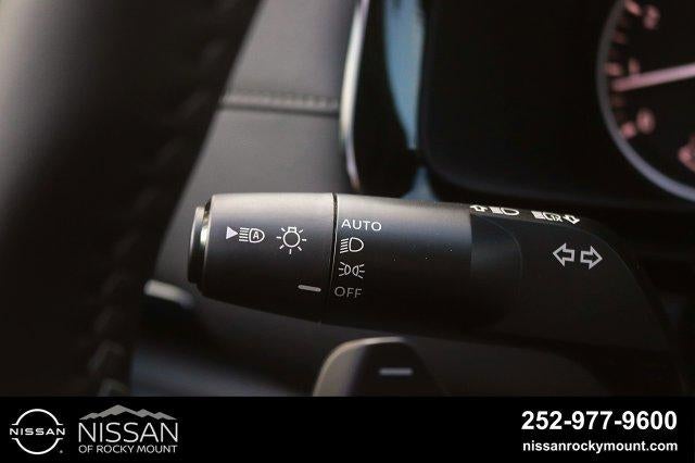 2026 Nissan Pathfinder SV 2WD