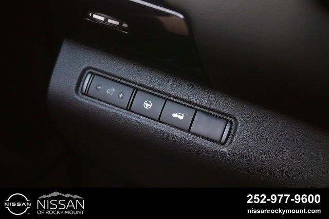 2026 Nissan Pathfinder SV 2WD