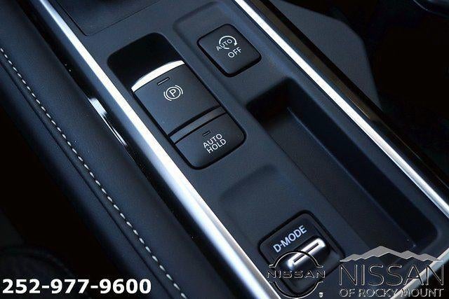 2026 Nissan Pathfinder SV 2WD