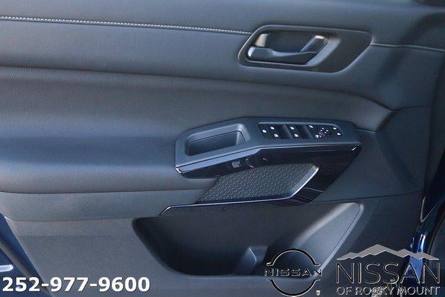 2026 Nissan Pathfinder SV 2WD