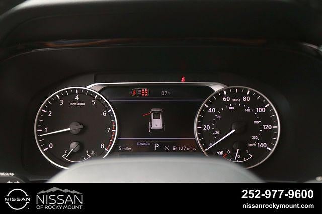 2026 Nissan Pathfinder SV 2WD