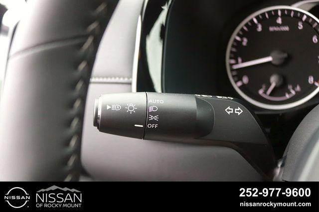 2026 Nissan Pathfinder SV 2WD