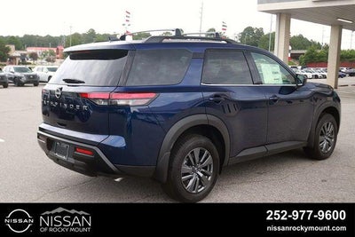 2026 Nissan Pathfinder SV 2WD