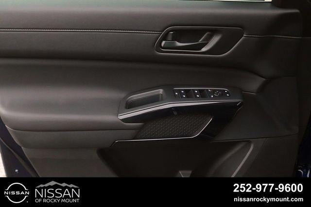 2026 Nissan Pathfinder SV 2WD