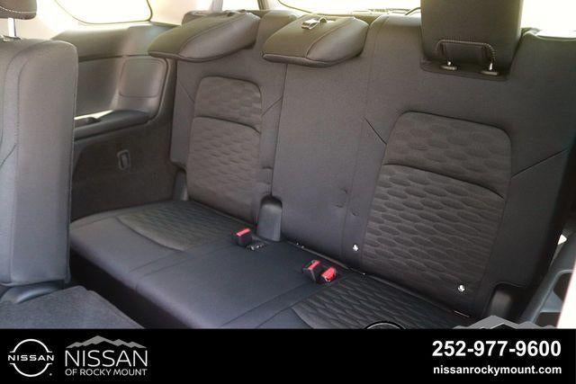 2026 Nissan Pathfinder SV 2WD