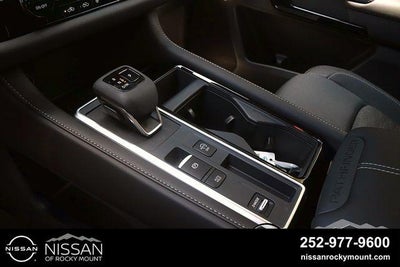 2026 Nissan Pathfinder SV 2WD