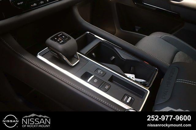 2026 Nissan Pathfinder SV 2WD