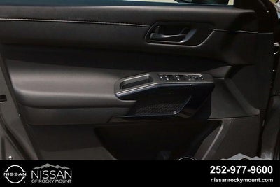 2026 Nissan Pathfinder SV 2WD