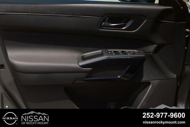2026 Nissan Pathfinder SV 2WD