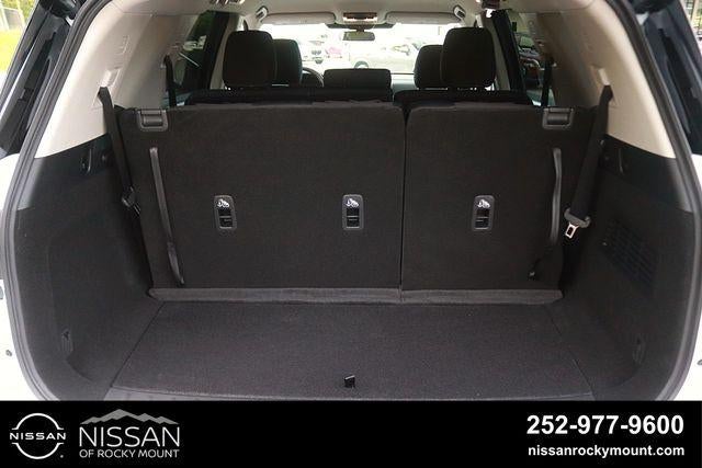 2026 Nissan Pathfinder SV 2WD