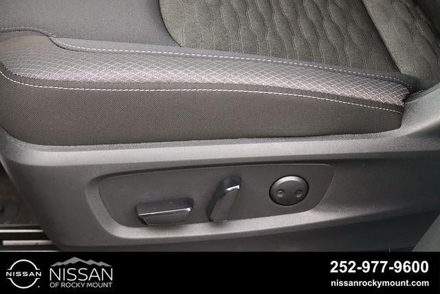 2026 Nissan Pathfinder SV 2WD