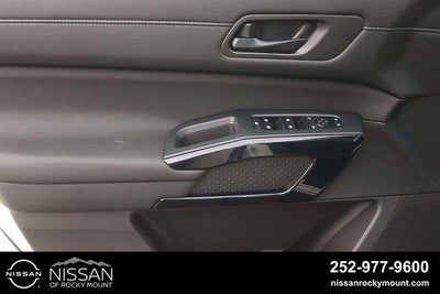 2026 Nissan Pathfinder SV 2WD