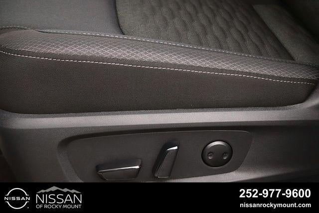 2026 Nissan Pathfinder SV 2WD