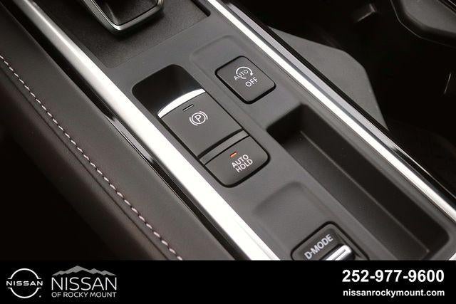 2026 Nissan Pathfinder SV 2WD