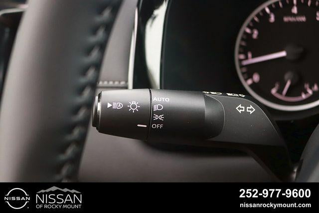 2026 Nissan Pathfinder SV 2WD