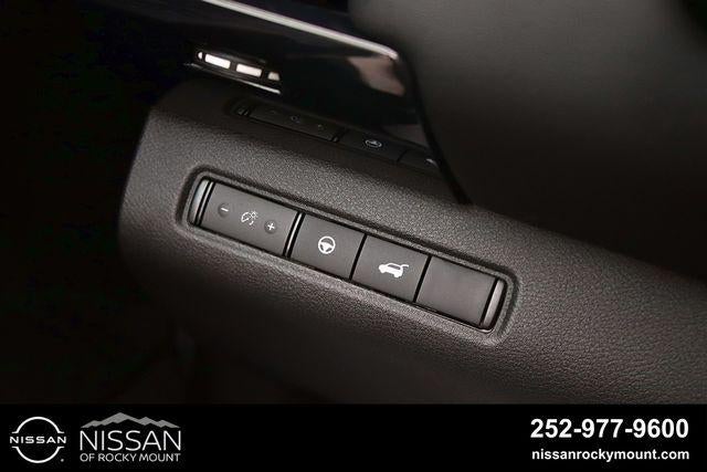2026 Nissan Pathfinder SV 2WD