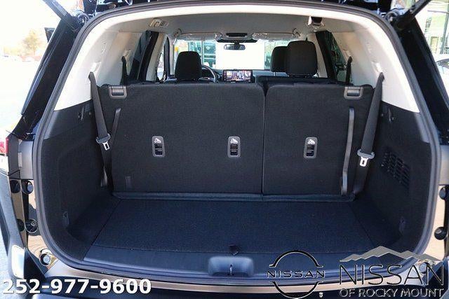 2026 Nissan Pathfinder SV 2WD