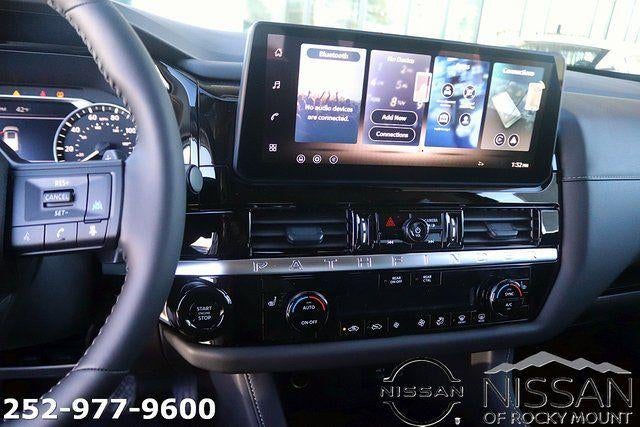 2026 Nissan Pathfinder SV 2WD