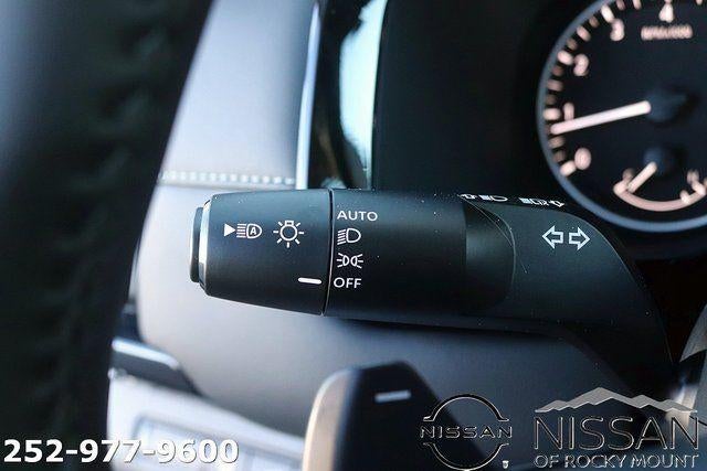 2026 Nissan Pathfinder SV 2WD