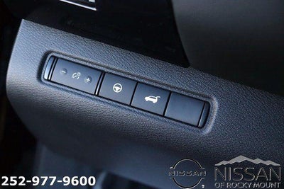 2026 Nissan Pathfinder SV 2WD