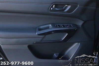 2026 Nissan Pathfinder SV 2WD