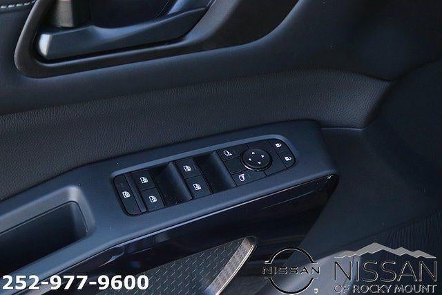 2026 Nissan Pathfinder SV 2WD