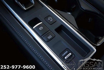 2026 Nissan Pathfinder SV 2WD