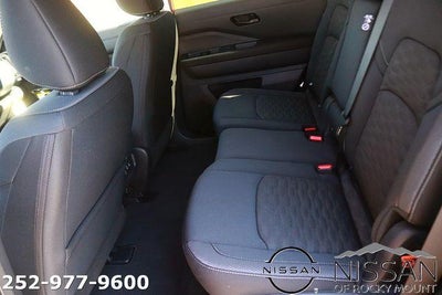 2026 Nissan Pathfinder SV 2WD