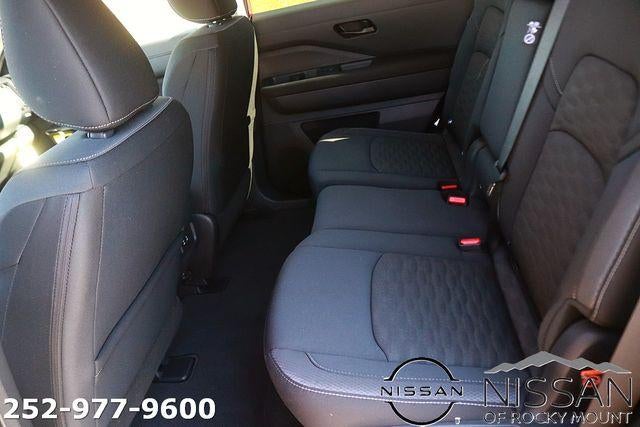 2026 Nissan Pathfinder SV 2WD