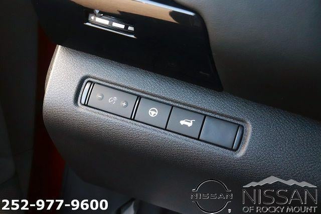 2026 Nissan Pathfinder SV 2WD