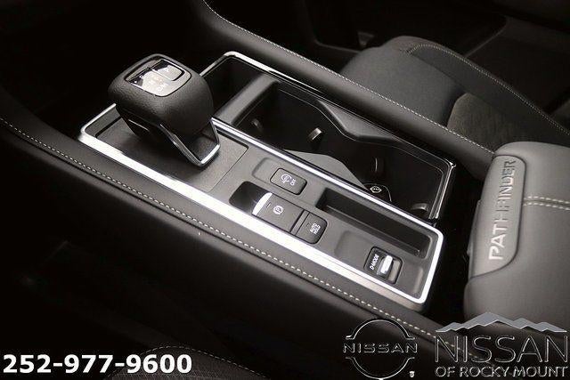 2026 Nissan Pathfinder SV 2WD