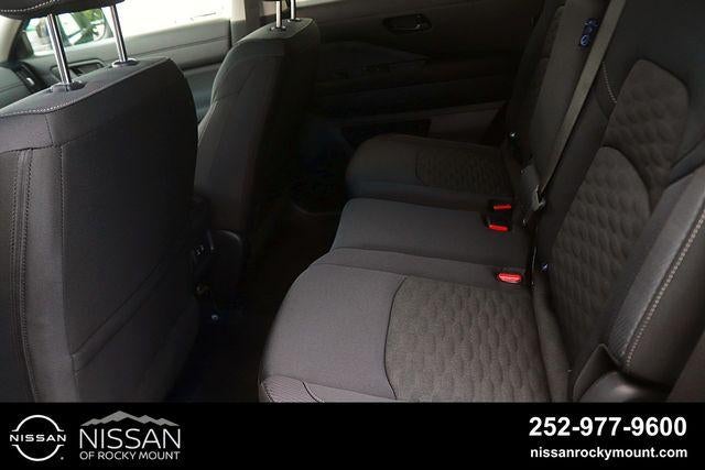 2026 Nissan Pathfinder SV 2WD