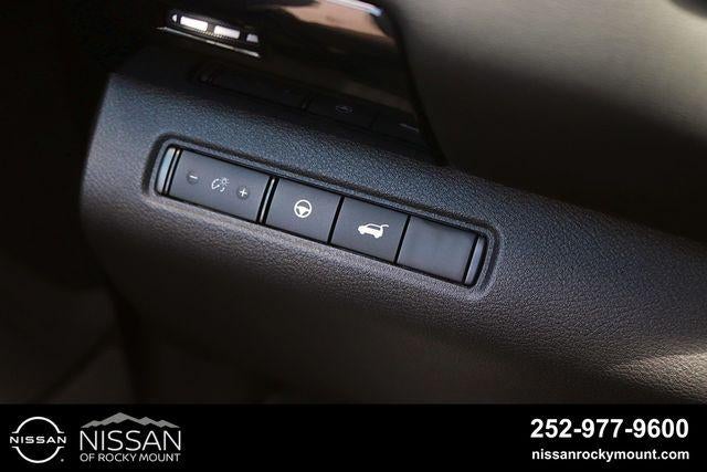 2026 Nissan Pathfinder SV 2WD