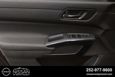 2026 Nissan Pathfinder SV 2WD