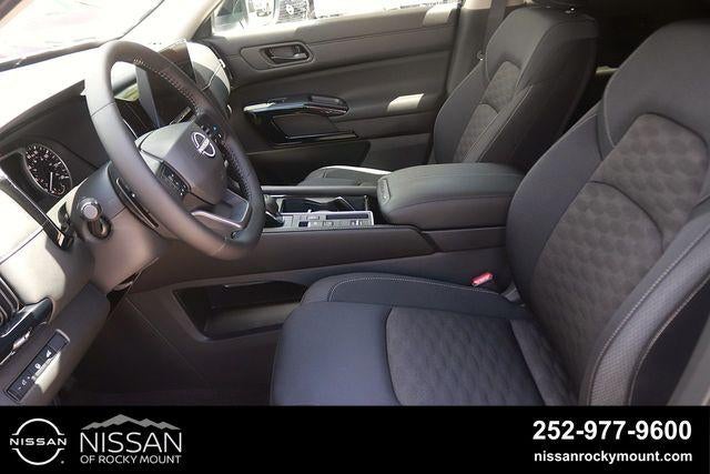 2026 Nissan Pathfinder SV 2WD