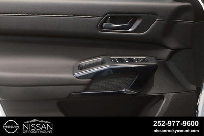2026 Nissan Pathfinder SV 2WD