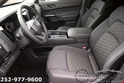 2026 Nissan Pathfinder SV 2WD