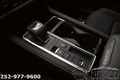 2026 Nissan Pathfinder SV 2WD